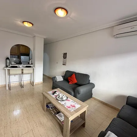 Homely Vitoria Διαμέρισμα Τορεβιέχα