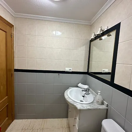 Homely Vitoria * Τορεβιέχα