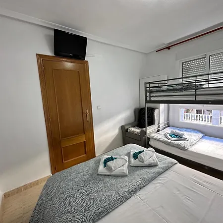 Homely Vitoria Διαμέρισμα Τορεβιέχα